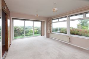 Sitting Room- click for photo gallery